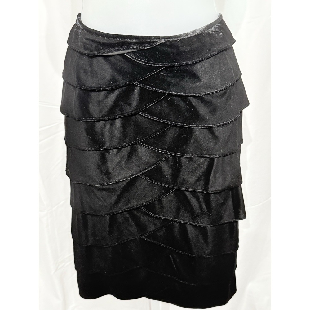 Adrianna Papell Skirt Women's 6 Black Velvet Tiered Pencil Knee Length NWT